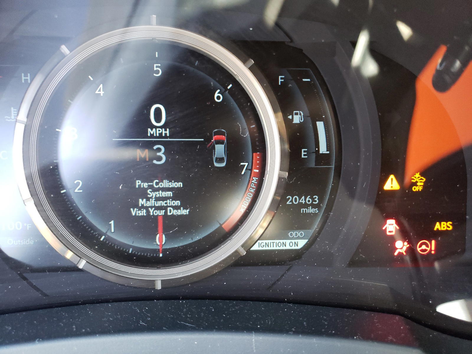 Photo 8 from auction – 2018 LEXUS IS 350 with VIN JTHBZ1D23J5033772