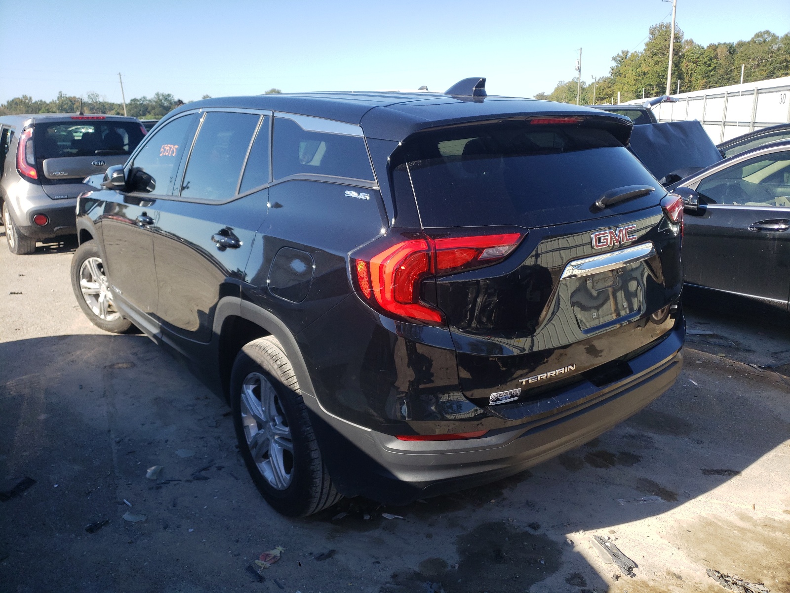 Photo 3 from auction – 2018 GMC TERRAIN SL with VIN 3GKALMEV6JL401343