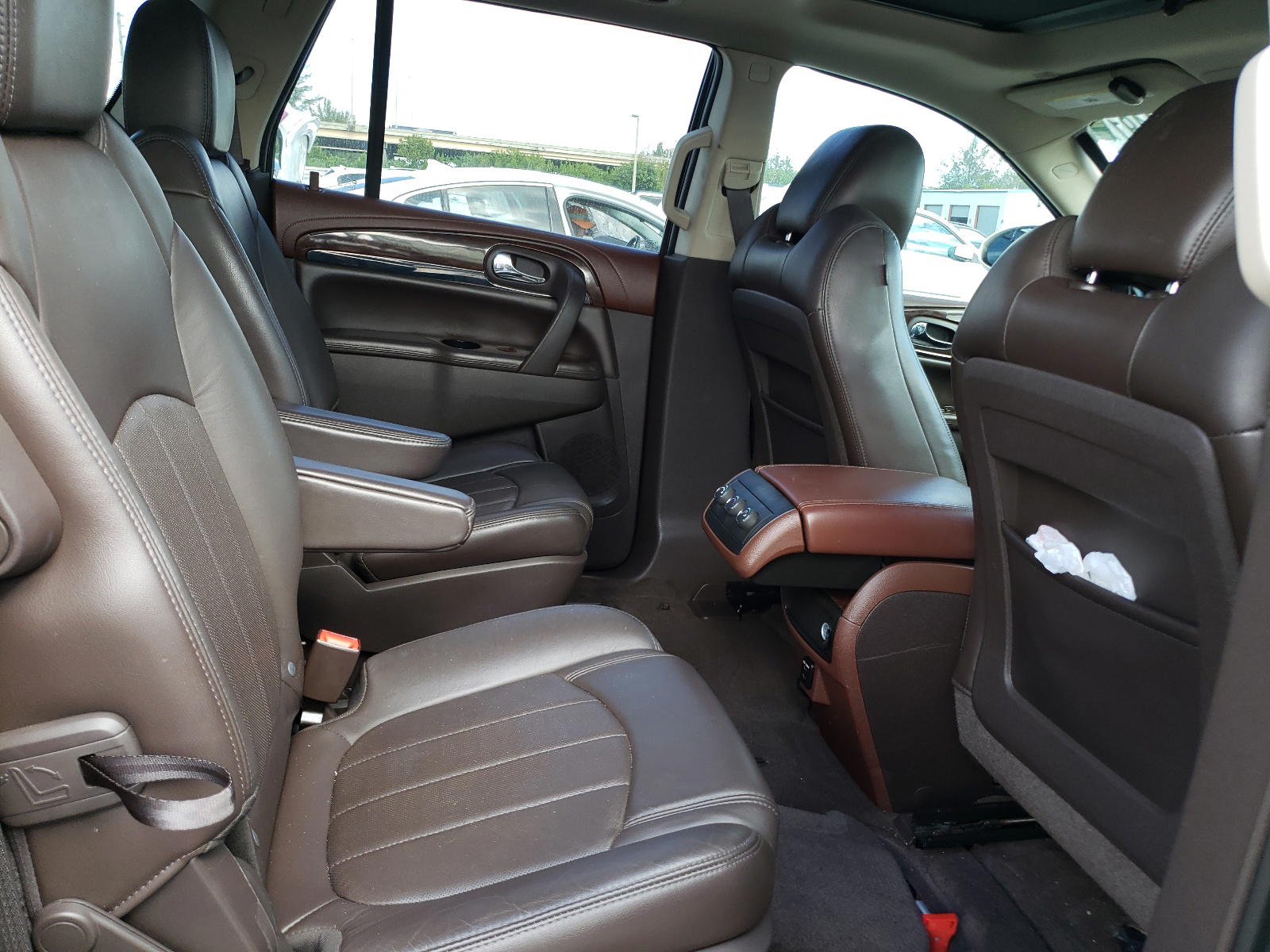 Photo 6 from auction – 2014 BUICK ENCLAVE with VIN 5GAKVBKD3EJ363157