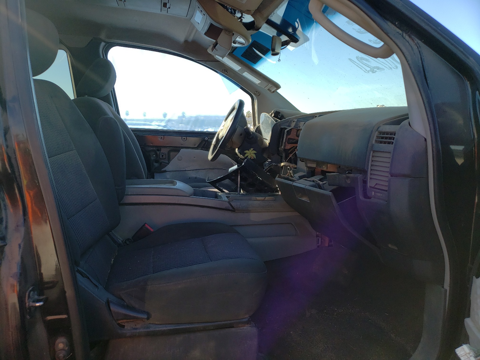 Photo 5 from auction – 2006 NISSAN TITAN XE with VIN 1N6AA06A26N571306