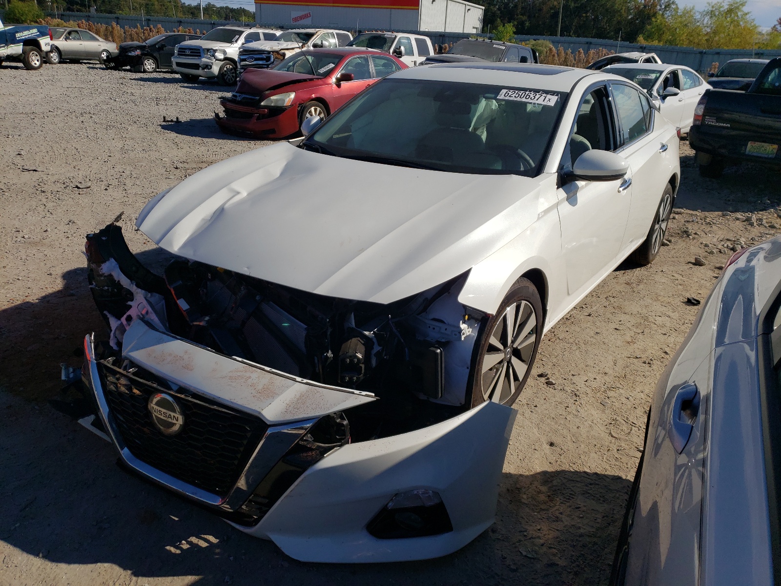 Photo 2 from auction – 2021 NISSAN ALTIMA SL with VIN 1N4BL4EV8MN330964