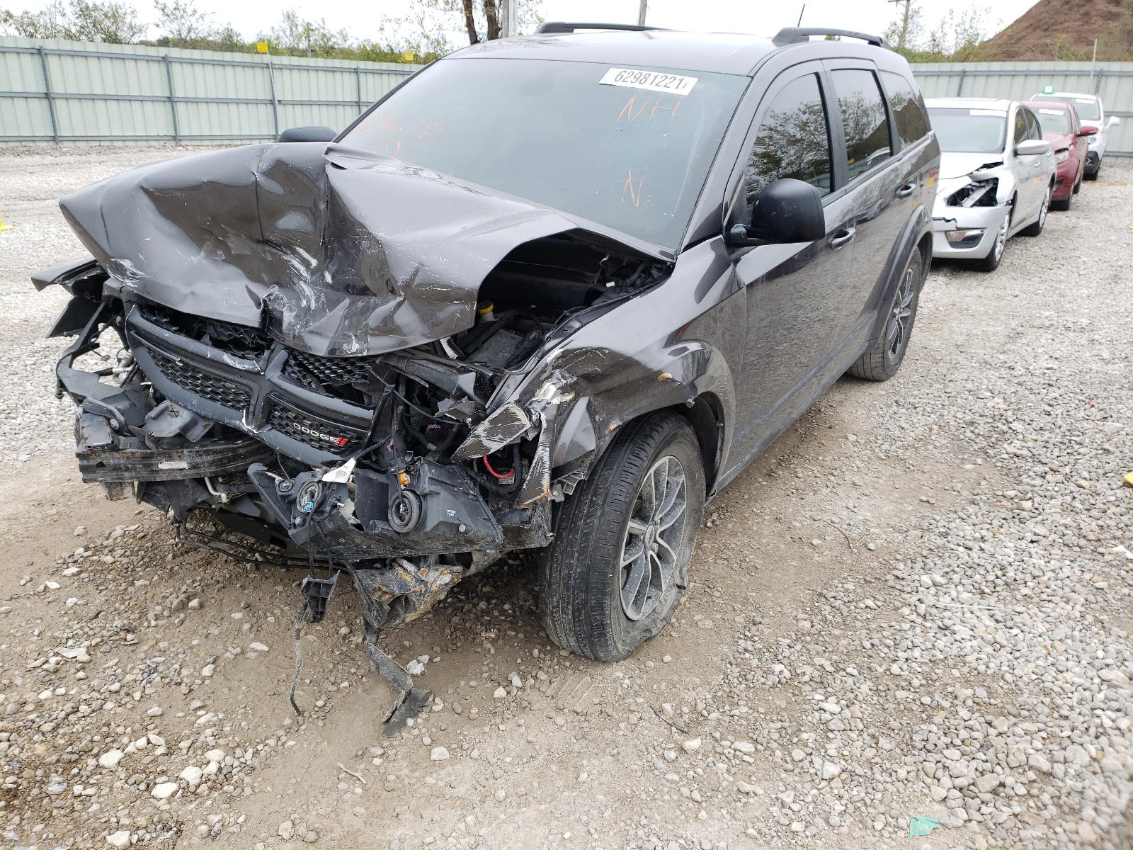 Photo 2 from auction – 2018 DODGE JOURNEY SE with VIN 3C4PDCAB3JT236781