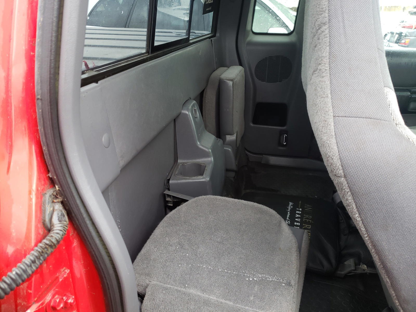 Photo 6 from auction – 2002 FORD RANGER SUP with VIN 1FTZR45EX2TA10349