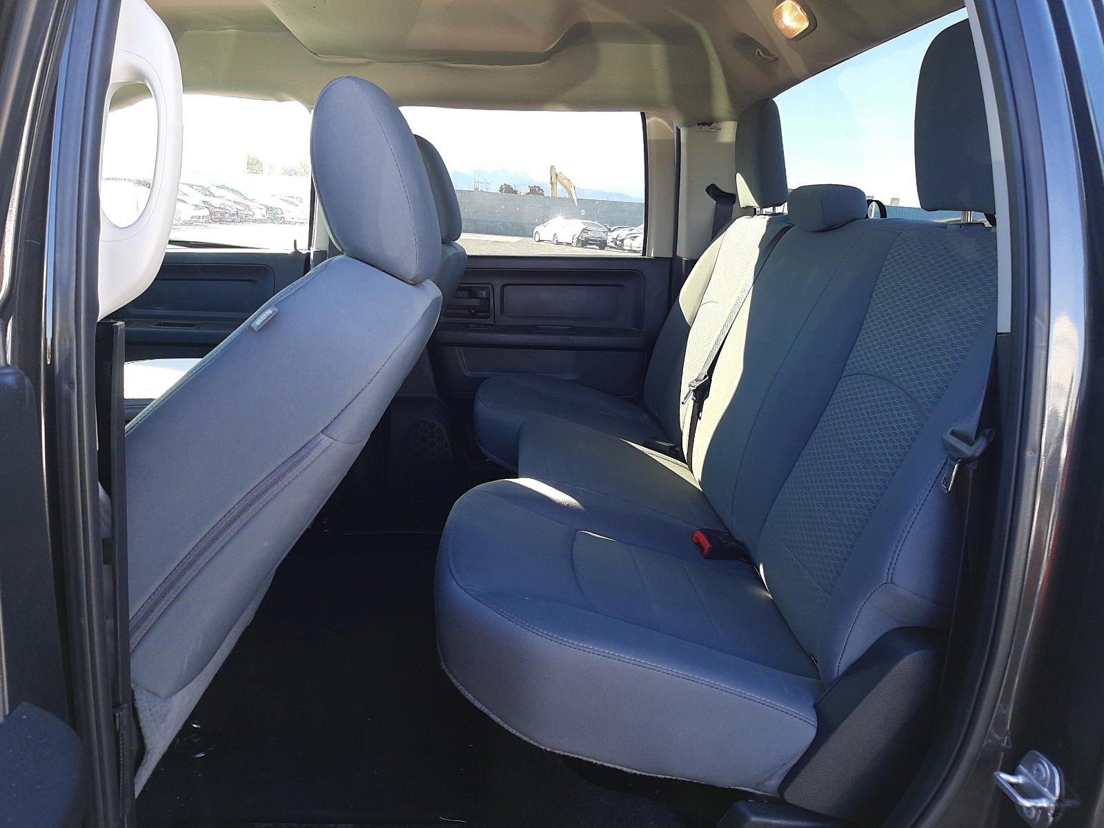 Photo 6 from auction – 2018 RAM 2500 ST with VIN 3C6UR5CLXJG263174