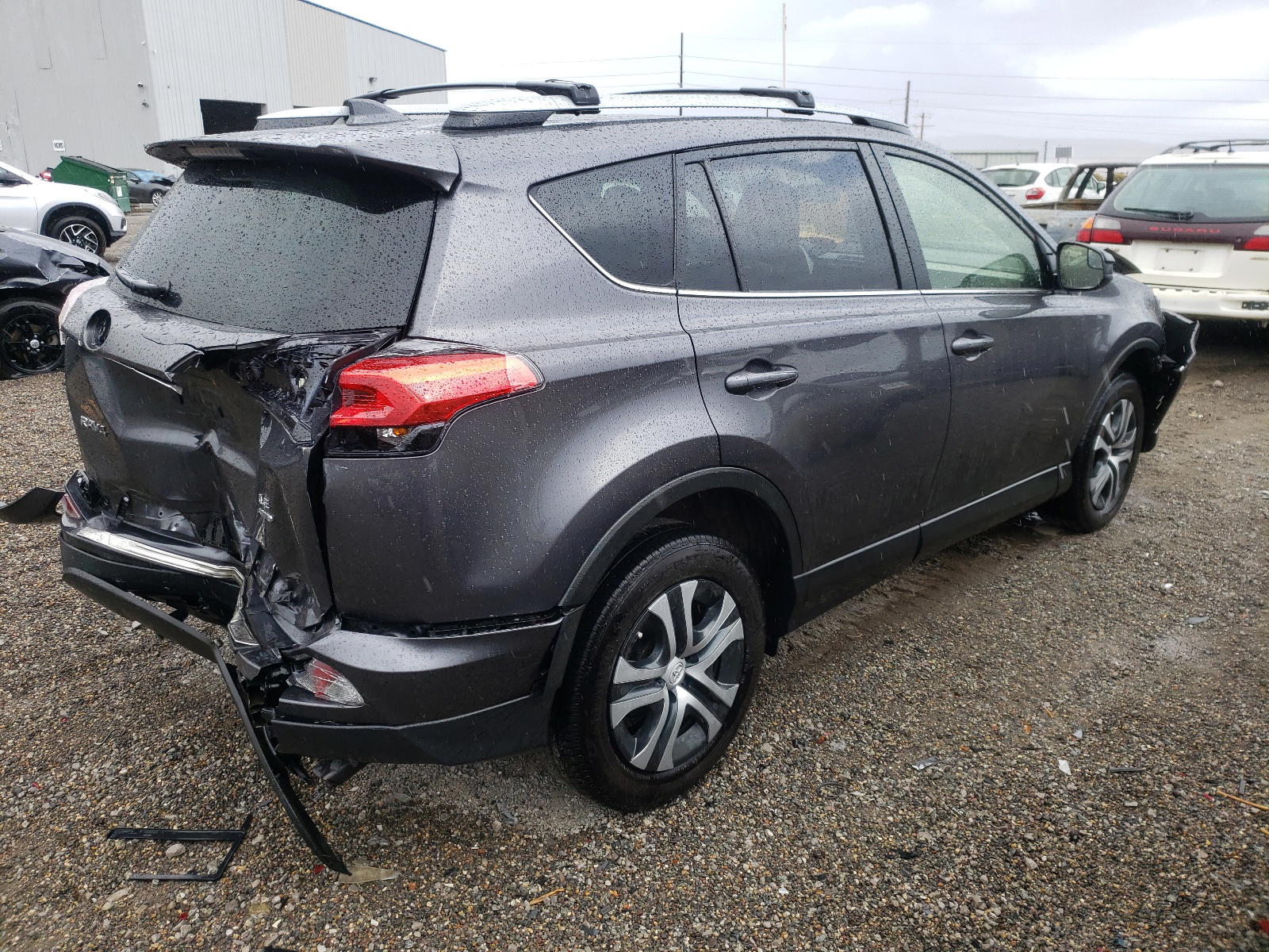 Photo 4 from auction – 2017 TOYOTA RAV4 LE with VIN JTMBFREV4HJ700142