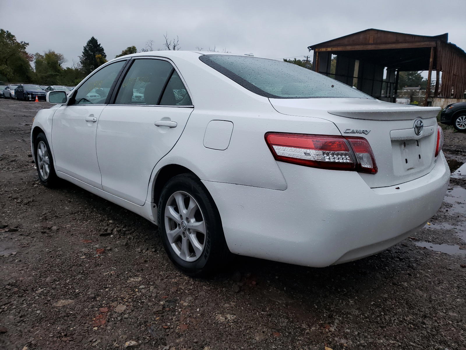Photo 3 from auction – 2011 TOYOTA CAMRY BASE with VIN 4T1BF3EK1BU619023