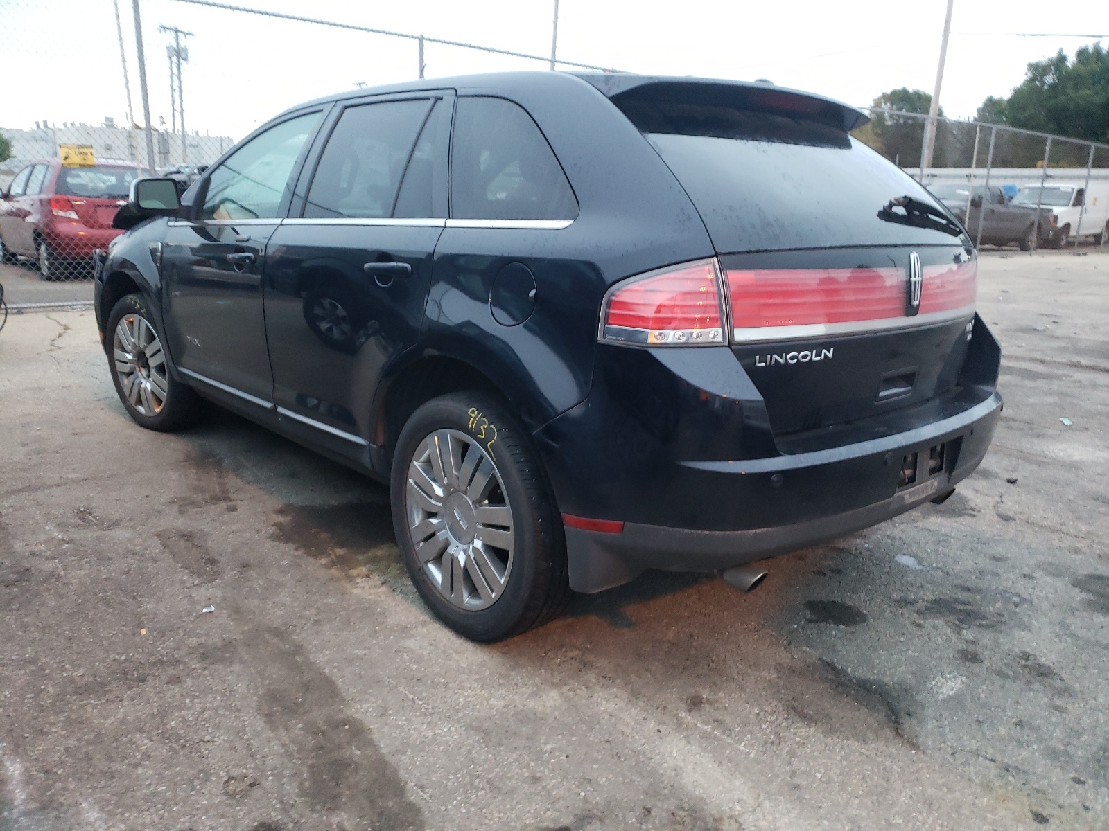 Photo 3 from auction – 2008 LINCOLN MKX with VIN 2LMDU88C88BJ20853