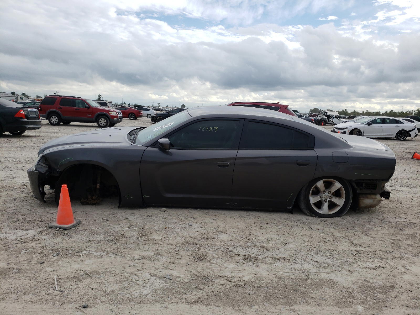 Photo 9 from auction – 2014 DODGE CHARGER SE with VIN 2C3CDXBG6EH129338