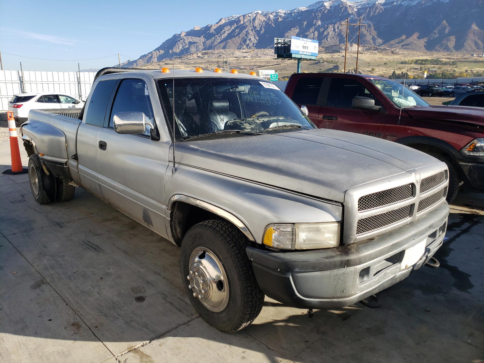 DODGE RAM 3500 1997 with VIN 3B7MC33D3VM584990 - Photo from auction