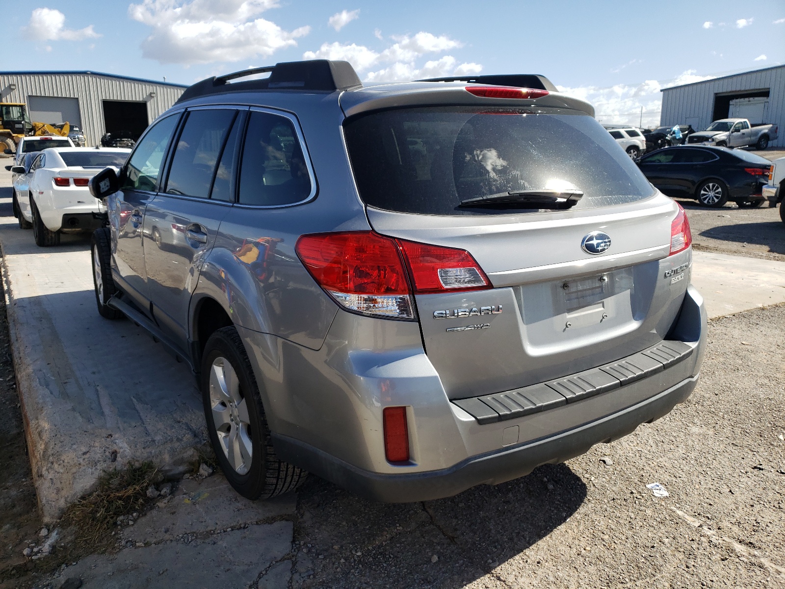 Снимка 3 от търг – 2010 SUBARU OUTBACK 2. с VIN 4S4BRBKC3A3384076