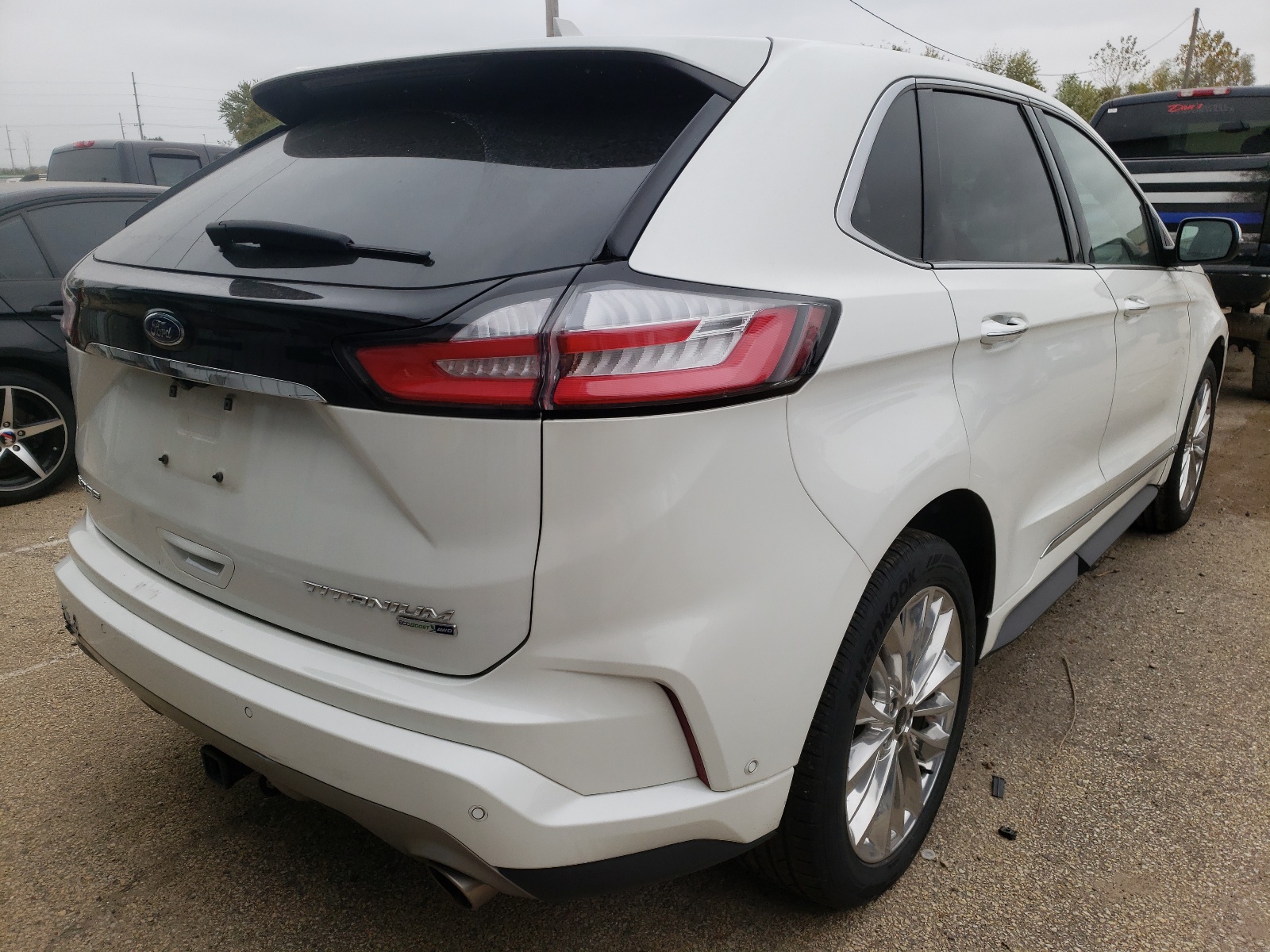 Photo 4 from auction – 2020 FORD EDGE TITAN with VIN 2FMPK4K96LBA36348