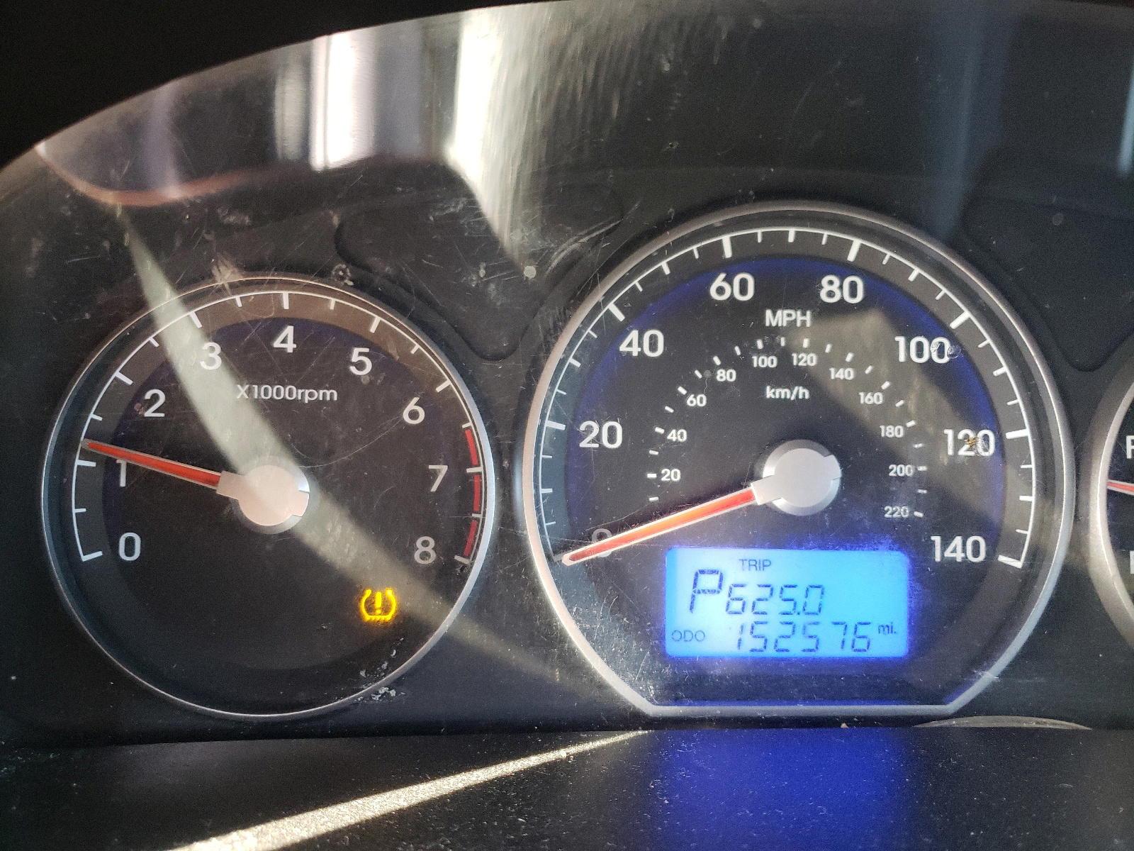 Photo 8 from auction – 2010 HYUNDAI SANTA FE with VIN 5NMSGDAB1AH379474