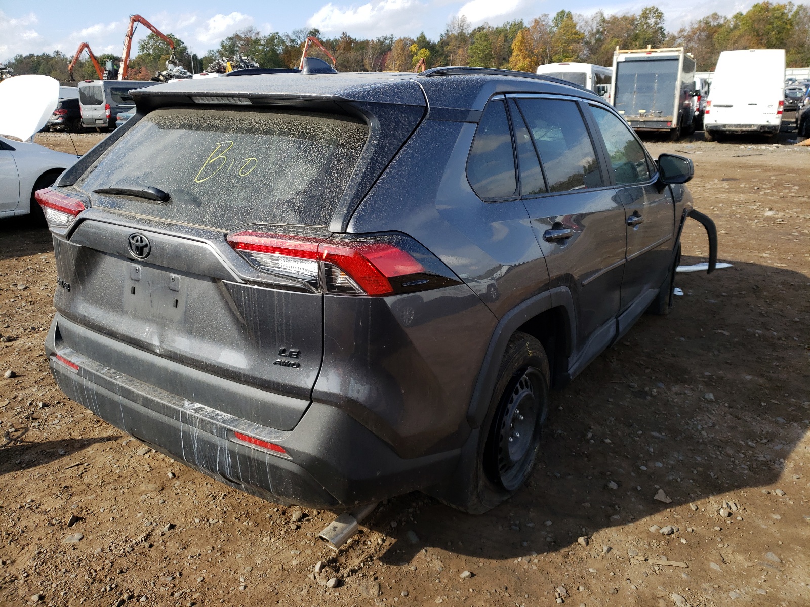 Photo 4 from auction – 2019 TOYOTA RAV4 LE with VIN 2T3F1RFV0KC030579