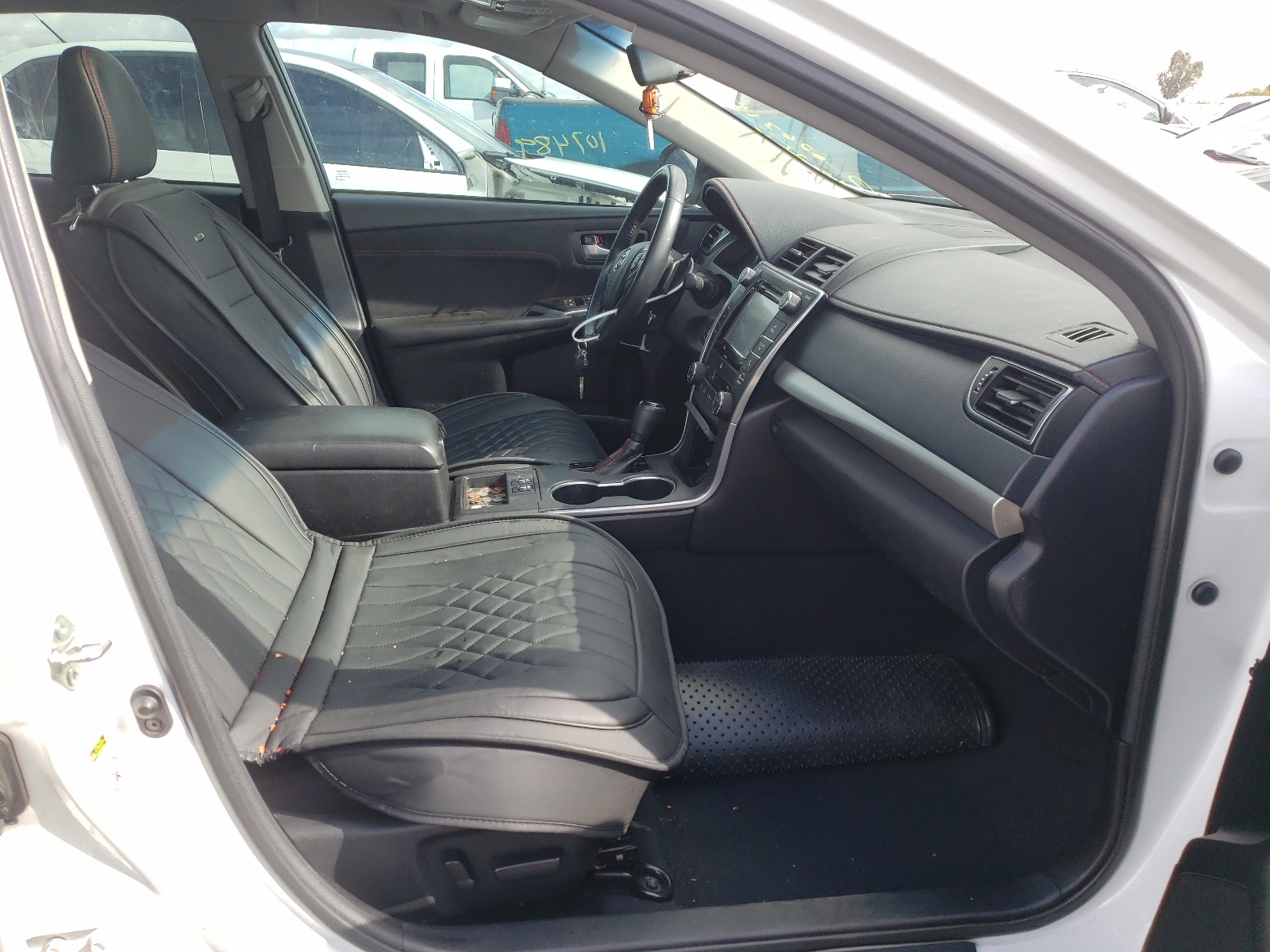Photo 5 from auction – 2017 TOYOTA CAMRY LE with VIN 4T1BF1FK6HU346690