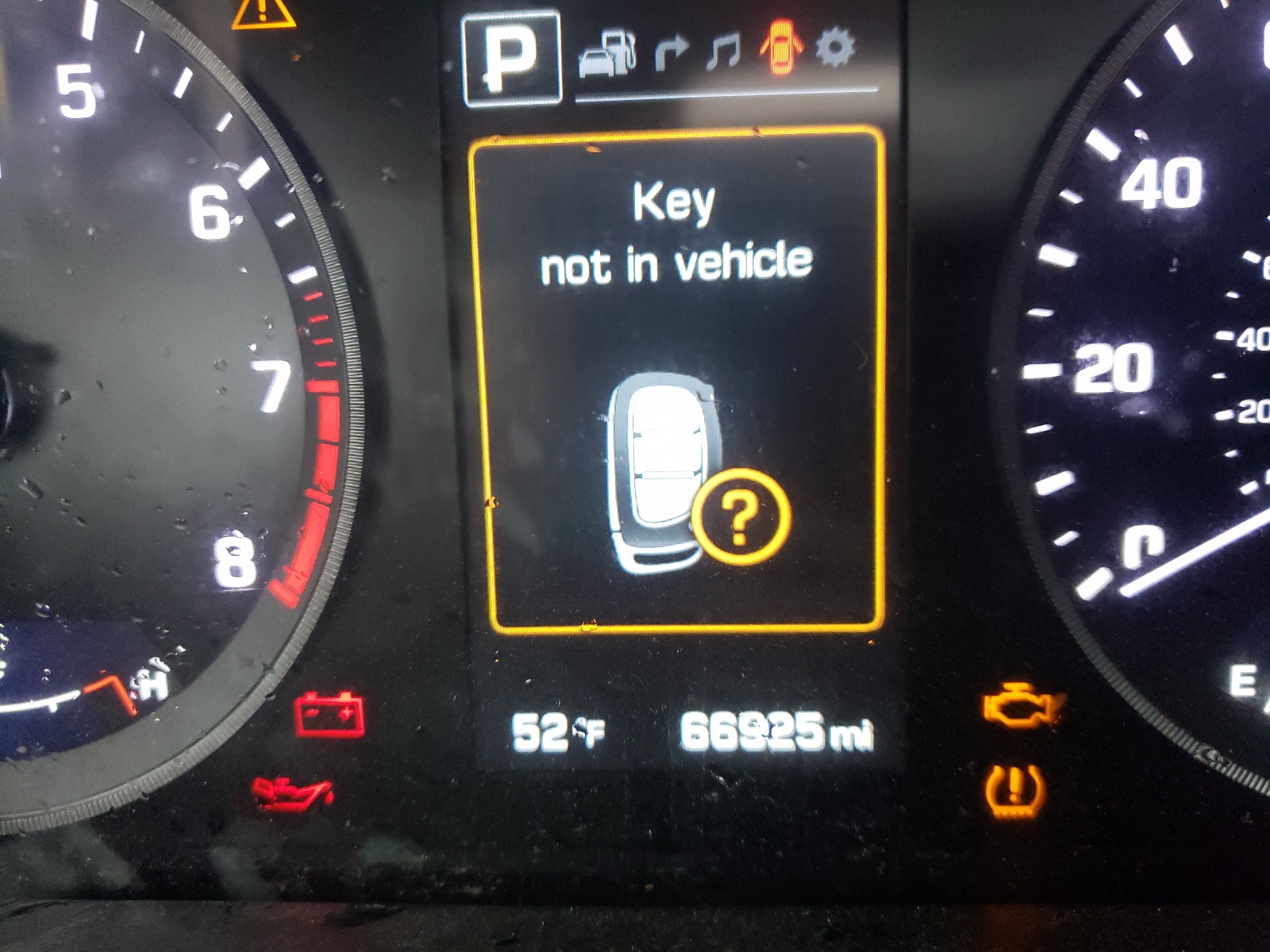 Photo 8 from auction – 2015 HYUNDAI SONATA SPO with VIN 5NPE34AF4FH038396