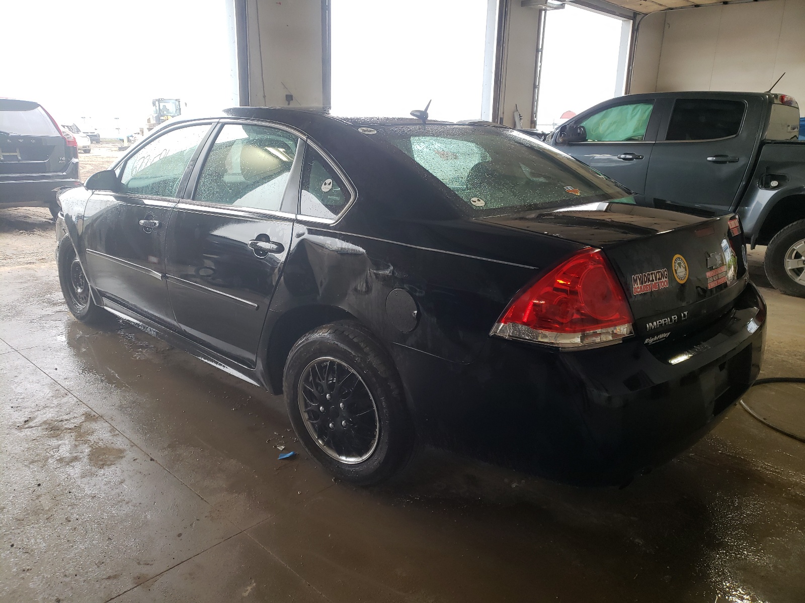 Photo 3 from auction – 2014 CHEVROLET IMPALA LIM with VIN 2G1WB5E35E1102130