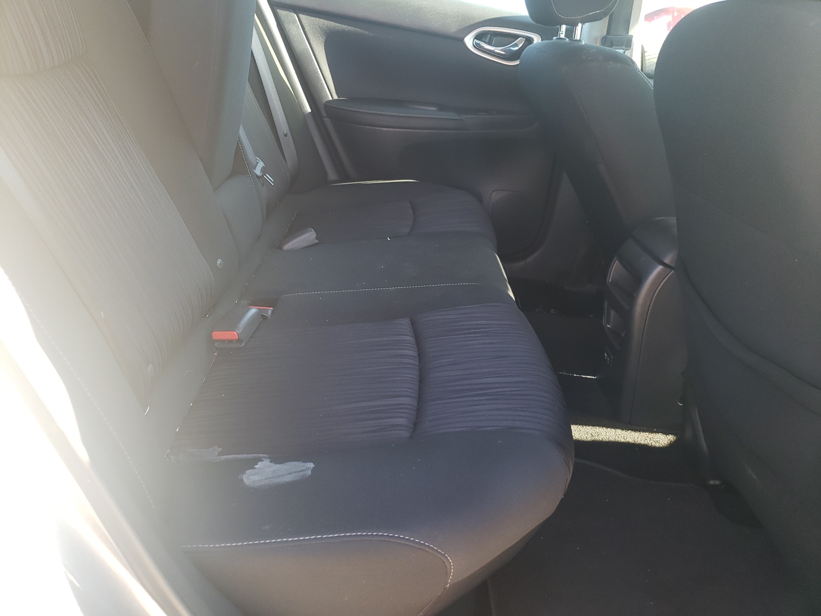 Photo 6 from auction – 2019 NISSAN SENTRA with VIN 3N1AB7APXKY396873