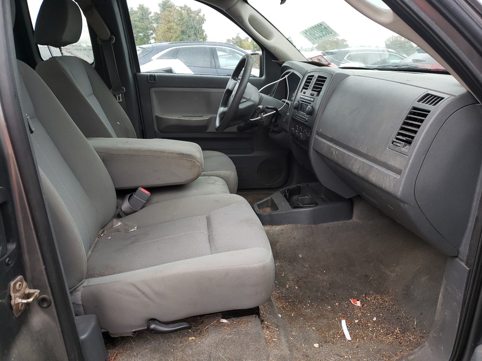 Photo 5 from auction – 2006 DODGE DAKOTA ST with VIN 1D7HE22K56S689051