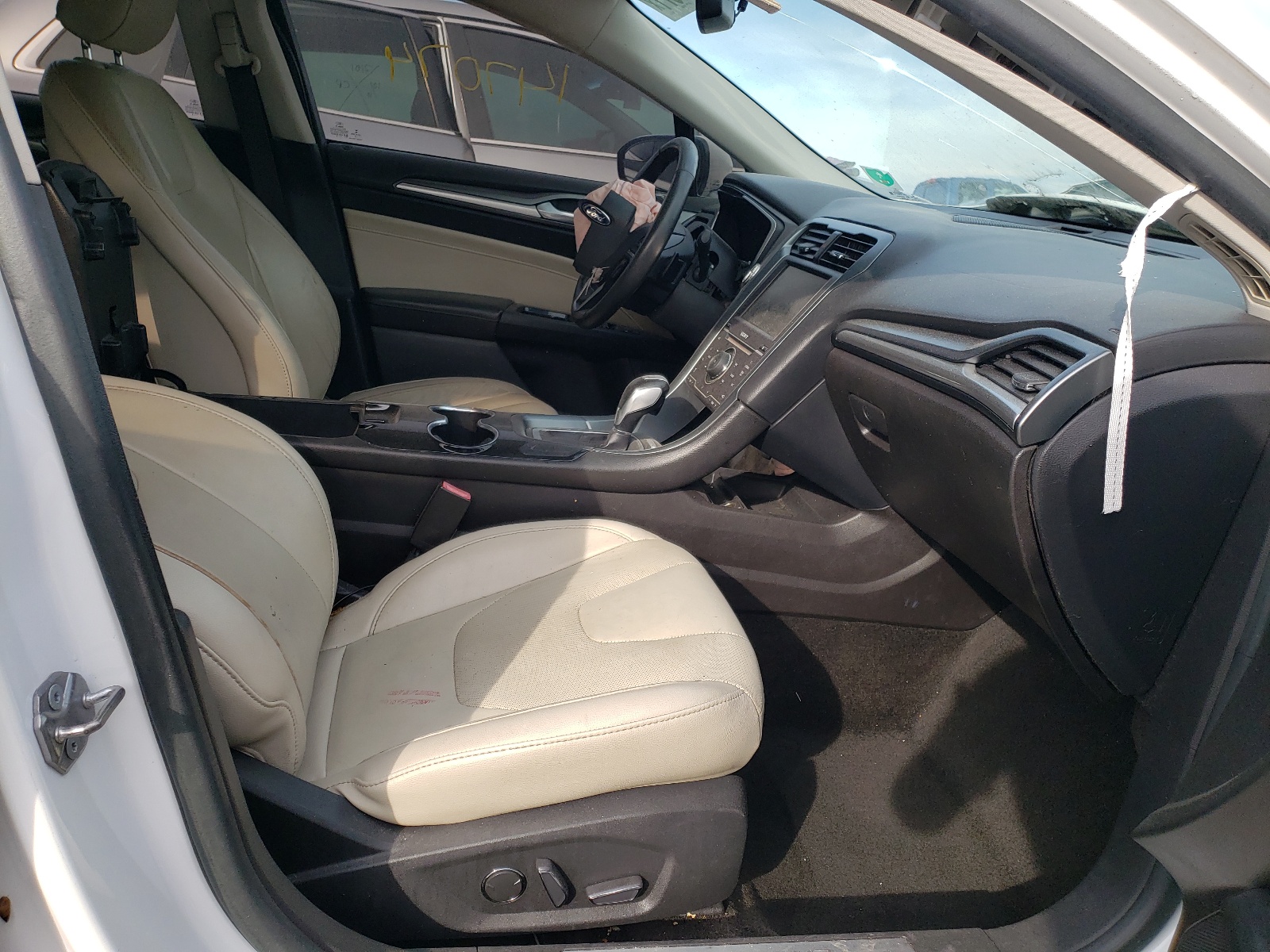 Photo 5 from auction – 2015 FORD FUSION TIT with VIN 3FA6P0K93FR282215