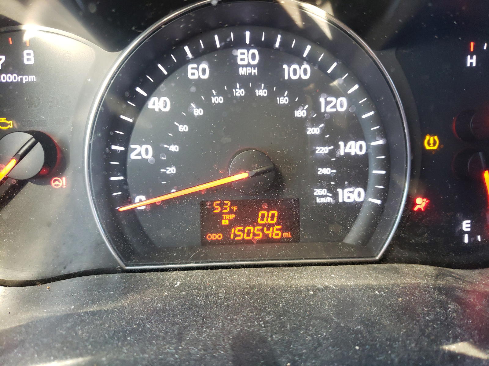 Photo 8 from auction – 2014 KIA SORENTO LX with VIN 5XYKT3A67EG439735