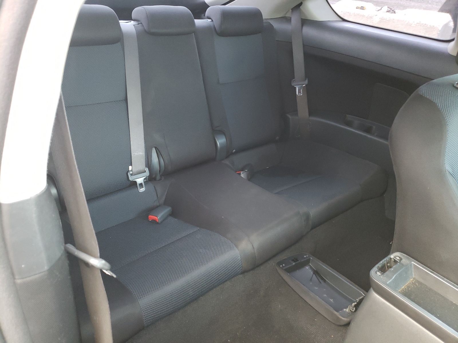 Photo 6 from auction – 2007 TOYOTA SCION TC with VIN JTKDE177170206913