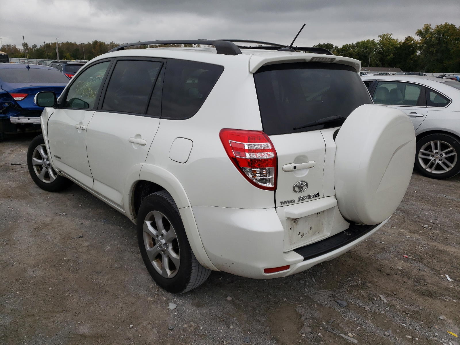 Photo 3 from auction – 2010 TOYOTA RAV4 LIMIT with VIN JTMDF4DV2A5033163