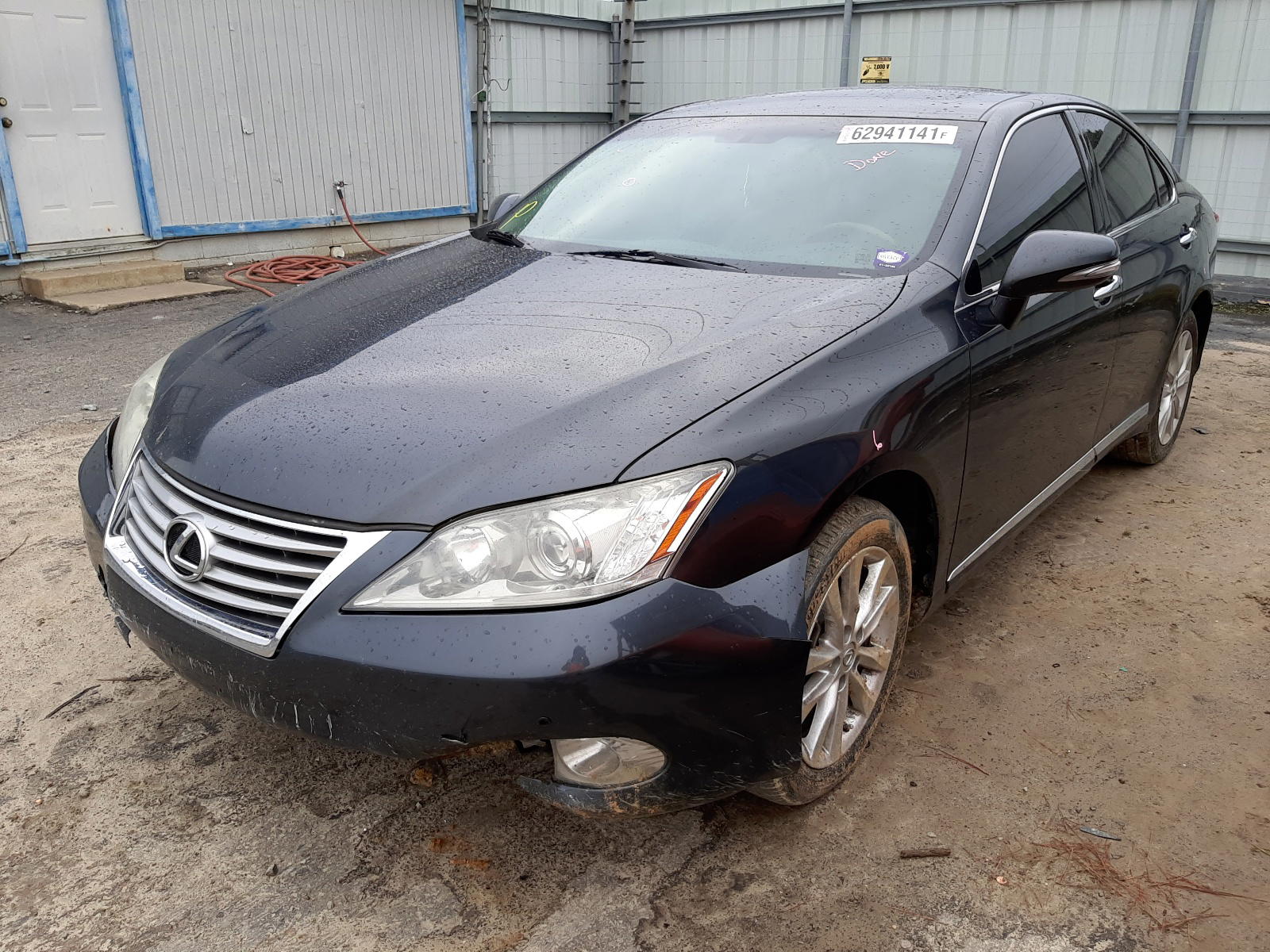 Photo 2 from auction – 2011 LEXUS ES 350 with VIN JTHBK1EG1B2434044
