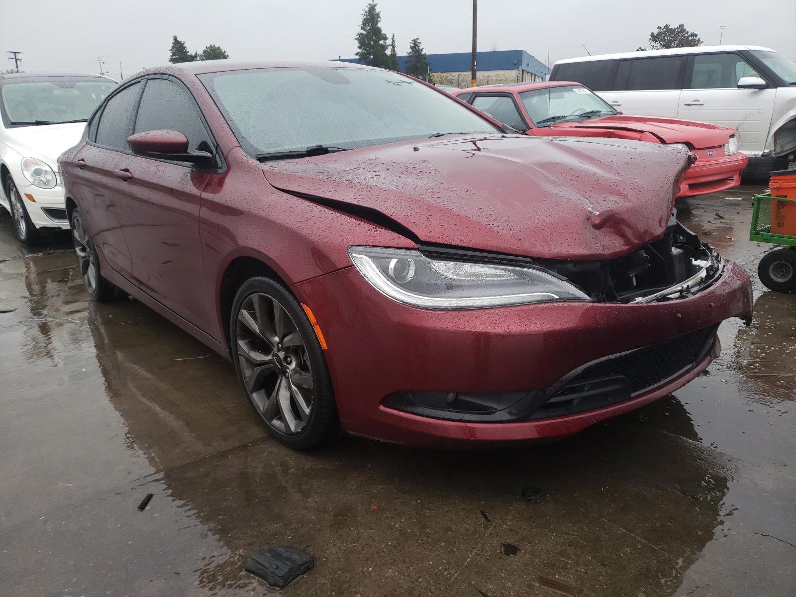 CHRYSLER 200 S 2015 with VIN 1C3CCCBB8FN715595 - Photo from auction