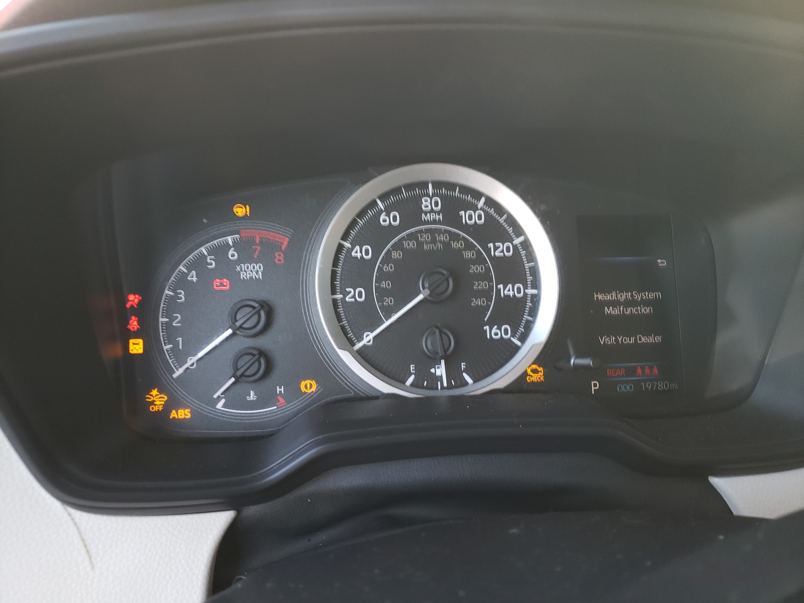 Photo 8 from auction – 2021 TOYOTA COROLLA LE with VIN JTDEPMAE4MJ132486