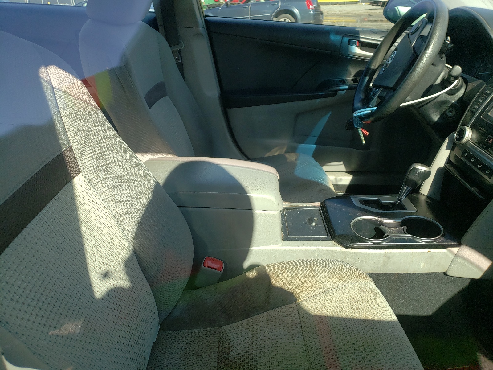 Photo 5 from auction – 2012 TOYOTA CAMRY BASE with VIN 4T4BF1FK1CR263425