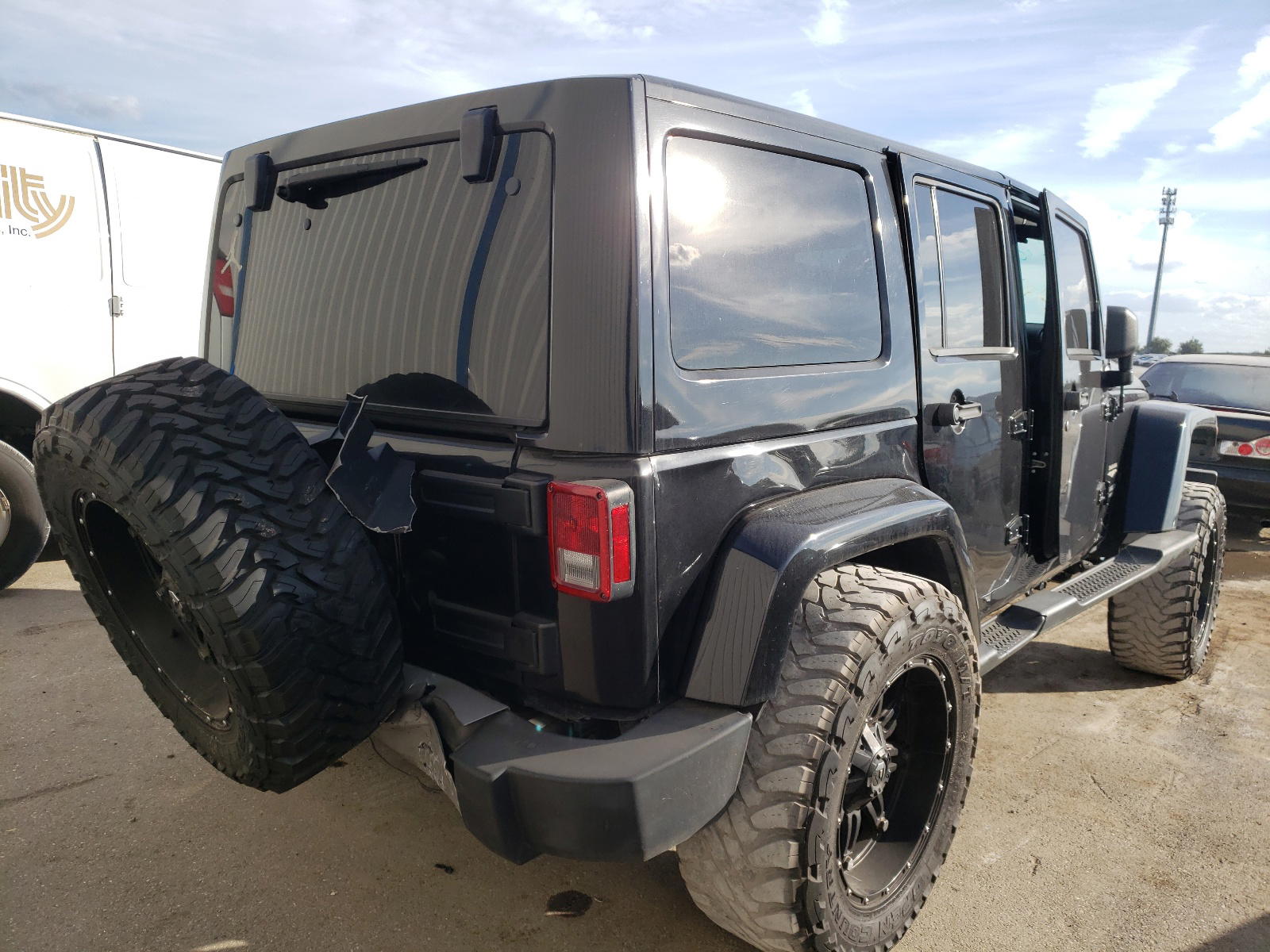 Photo 4 from auction – 2014 JEEP UK with VIN 1C4BJWEG0EL188541
