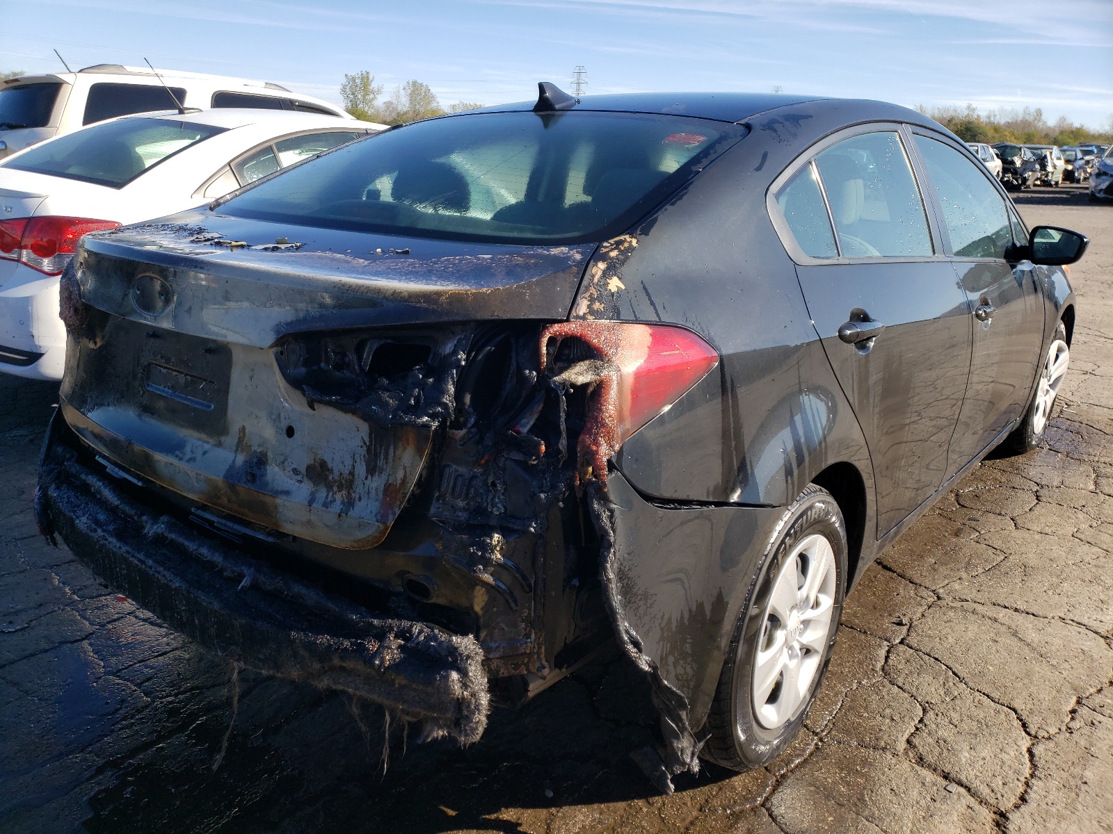 Photo 4 from auction – 2015 KIA FORTE LX with VIN KNAFK4A62F5388517