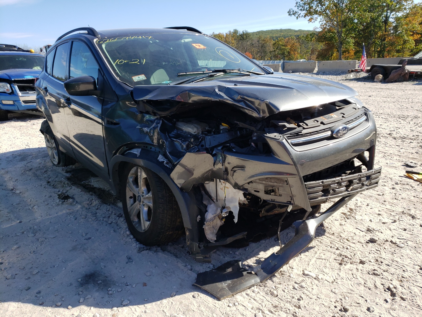 FORD ESCAPE SE 2016 with VIN 1FMCU9GX0GUC16583 - Photo from auction