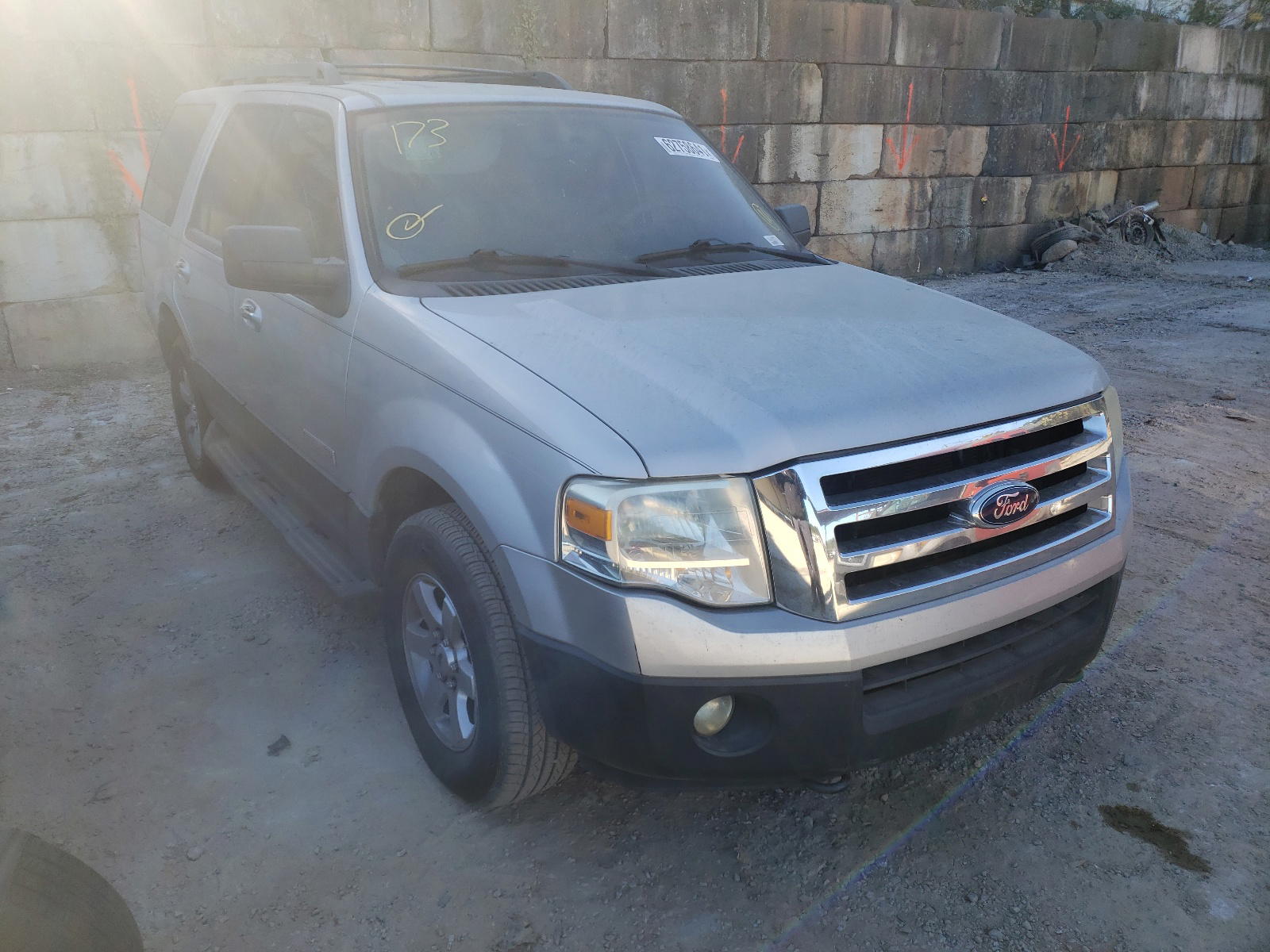 FORD EXPEDITION 2007 with VIN 1FMFU16557LA19929 - Photo from auction