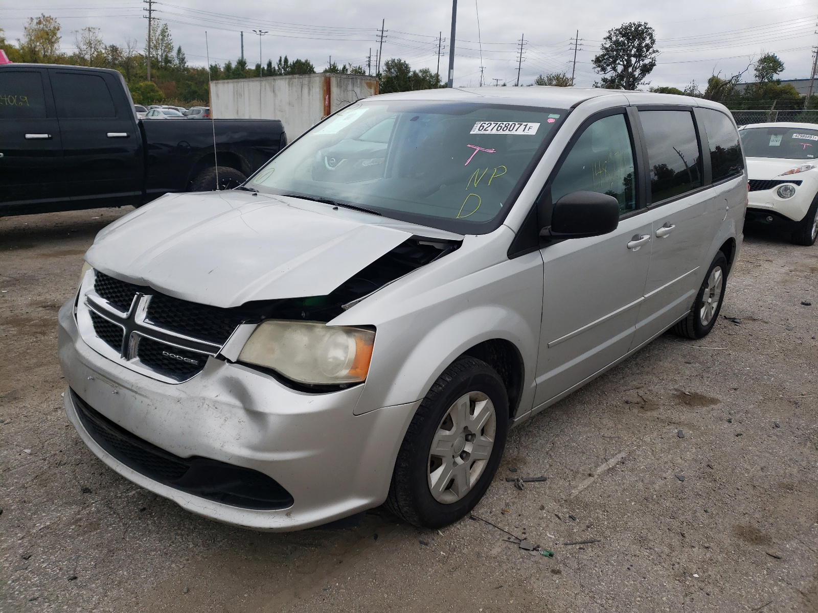 Photo 2 from auction – 2011 DODGE GRAND CARA with VIN 2D4RN4DG7BR601568
