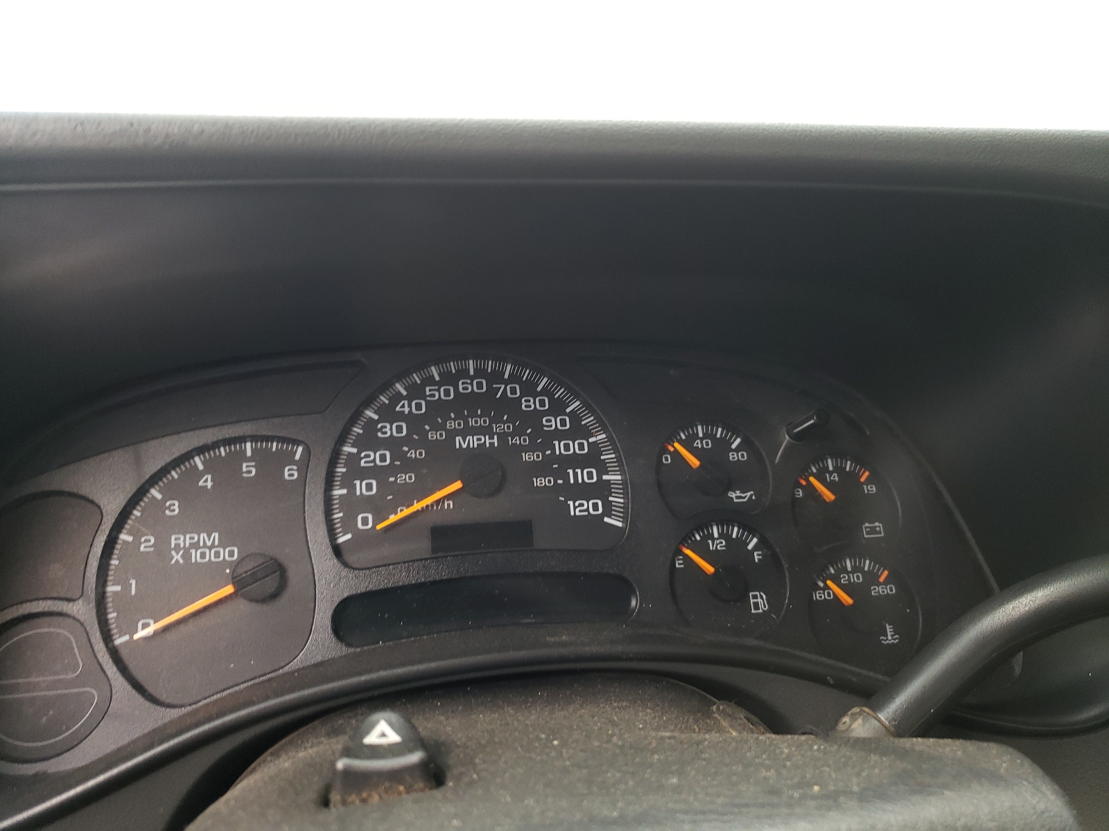 Zdjęcie 8 z aukcji – 2005 GMC NEW SIERRA z VIN 1GTEK19B85E339514