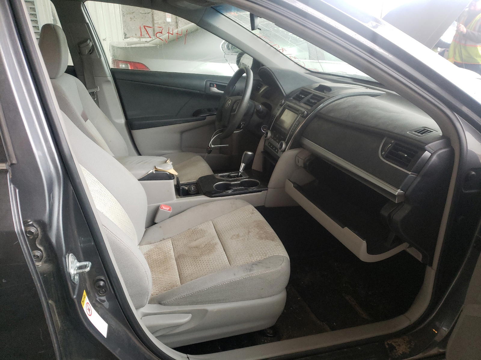Photo 5 from auction – 2012 TOYOTA CAMRY BASE with VIN 4T1BF1FKXCU058325