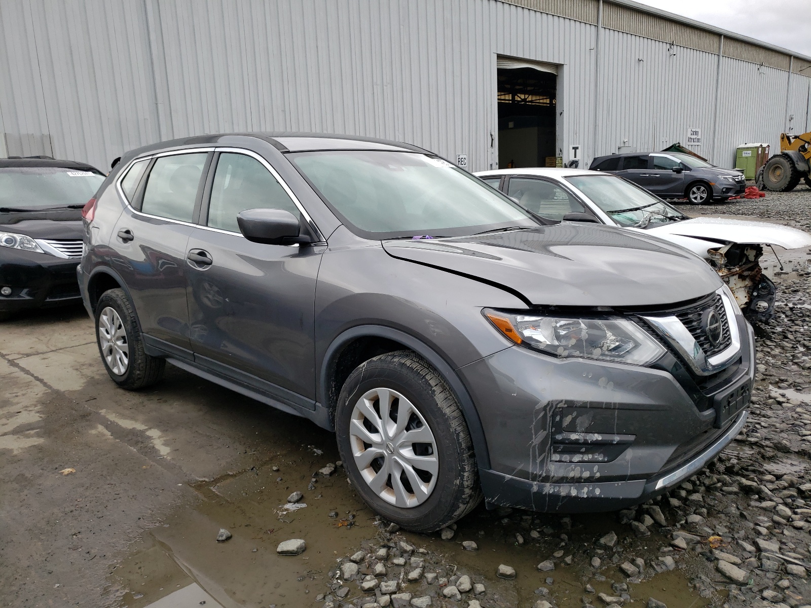 Photo 1 from auction – 2020 NISSAN ROGUE S with VIN KNMAT2MV6LP516159
