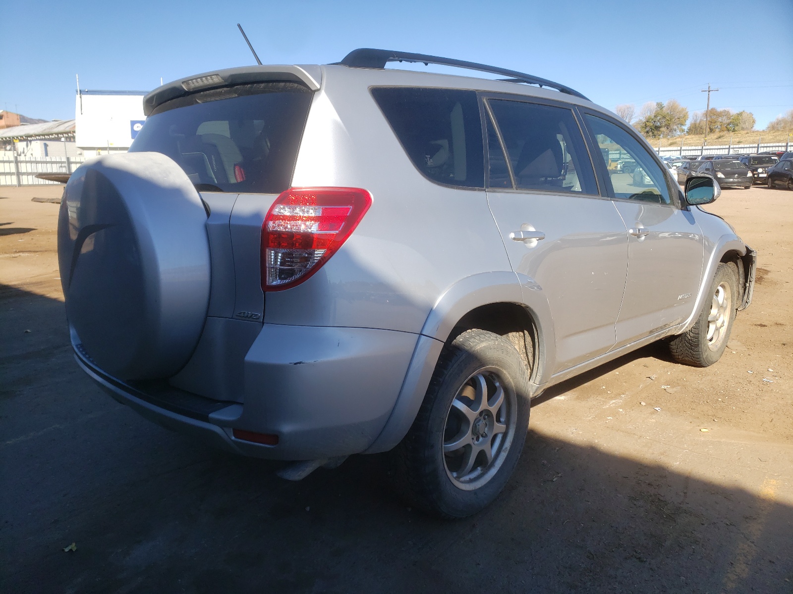 Photo 4 from auction – 2009 TOYOTA RAV4 LIMIT with VIN JTMBK34V895075331