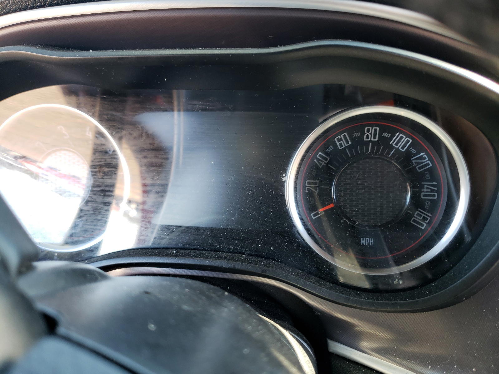 Photo 8 from auction – 2019 DODGE CHALLENGER with VIN 2C3CDZAG7KH649542
