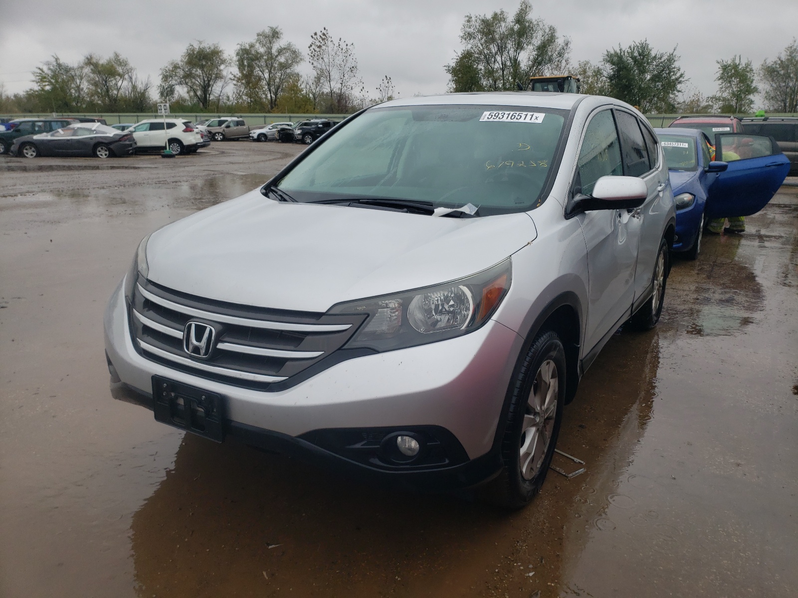 Photo 2 from auction – 2013 HONDA CR-V EX with VIN 2HKRM4H51DH679238