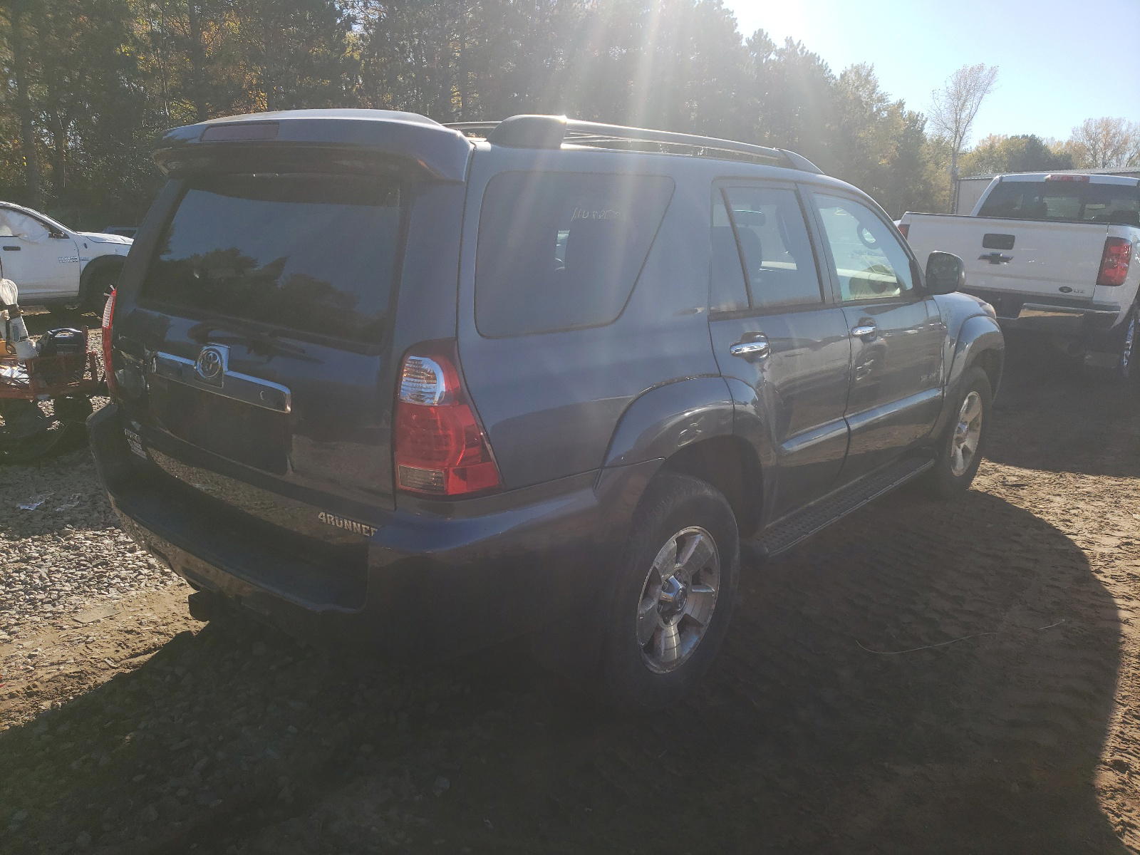 Photo 4 from auction – 2006 TOYOTA 4RUNNER with VIN JTEBU14R660086155