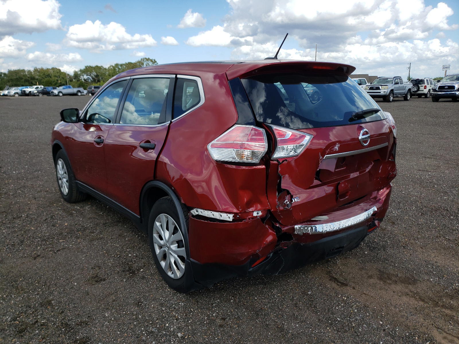 Photo 3 from auction – 2016 NISSAN ROGUE S/SL with VIN KNMAT2MT5GP605189