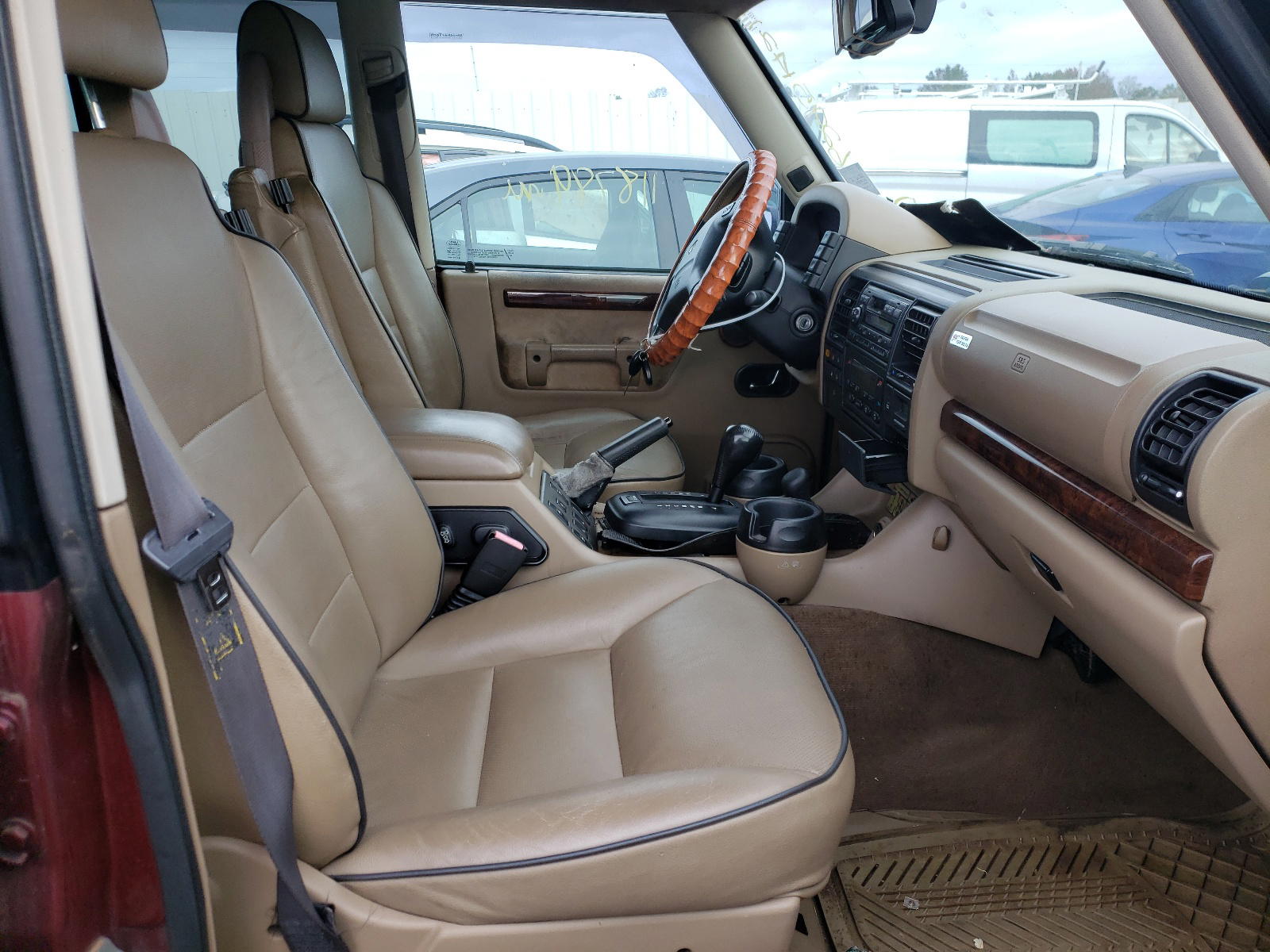 Photo 5 from auction – 2002 LAND ROVER DISCOVERY with VIN SALTY12472A751100