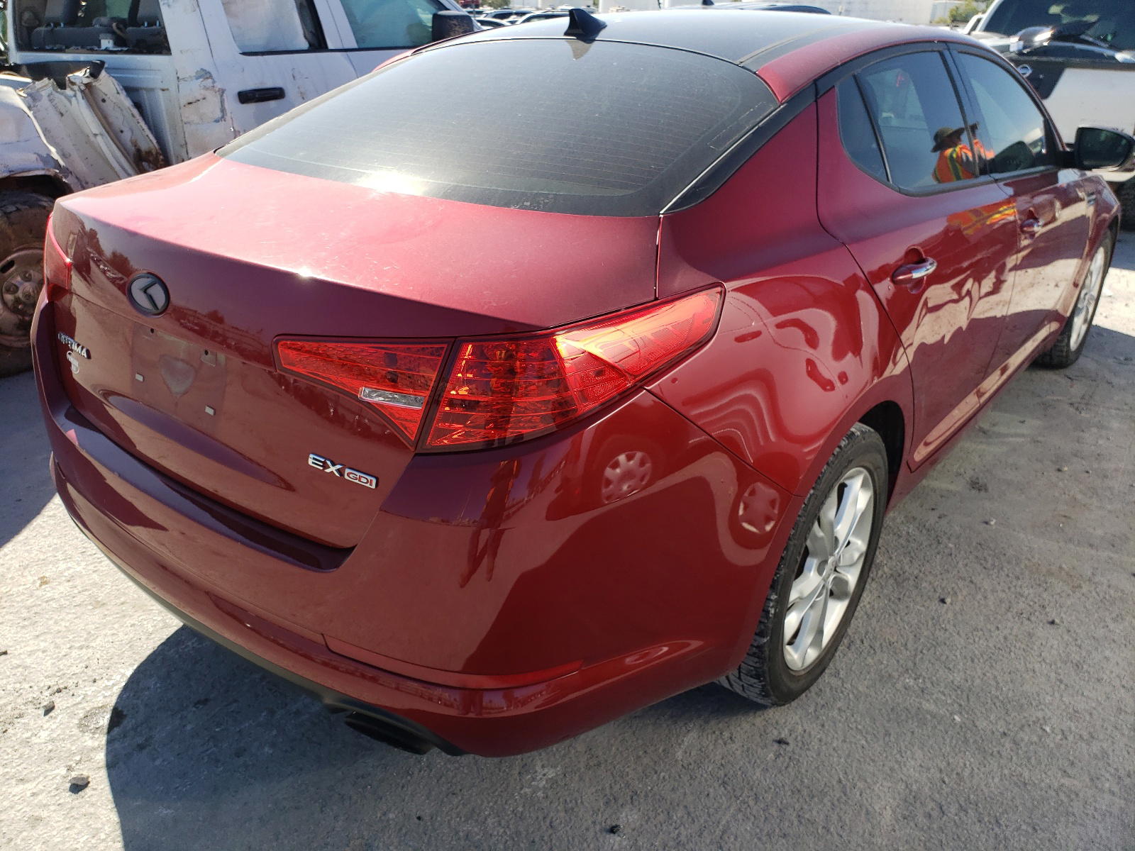 Photo 4 from auction – 2012 KIA OPTIMA EX with VIN 5XXGN4A74CG057565