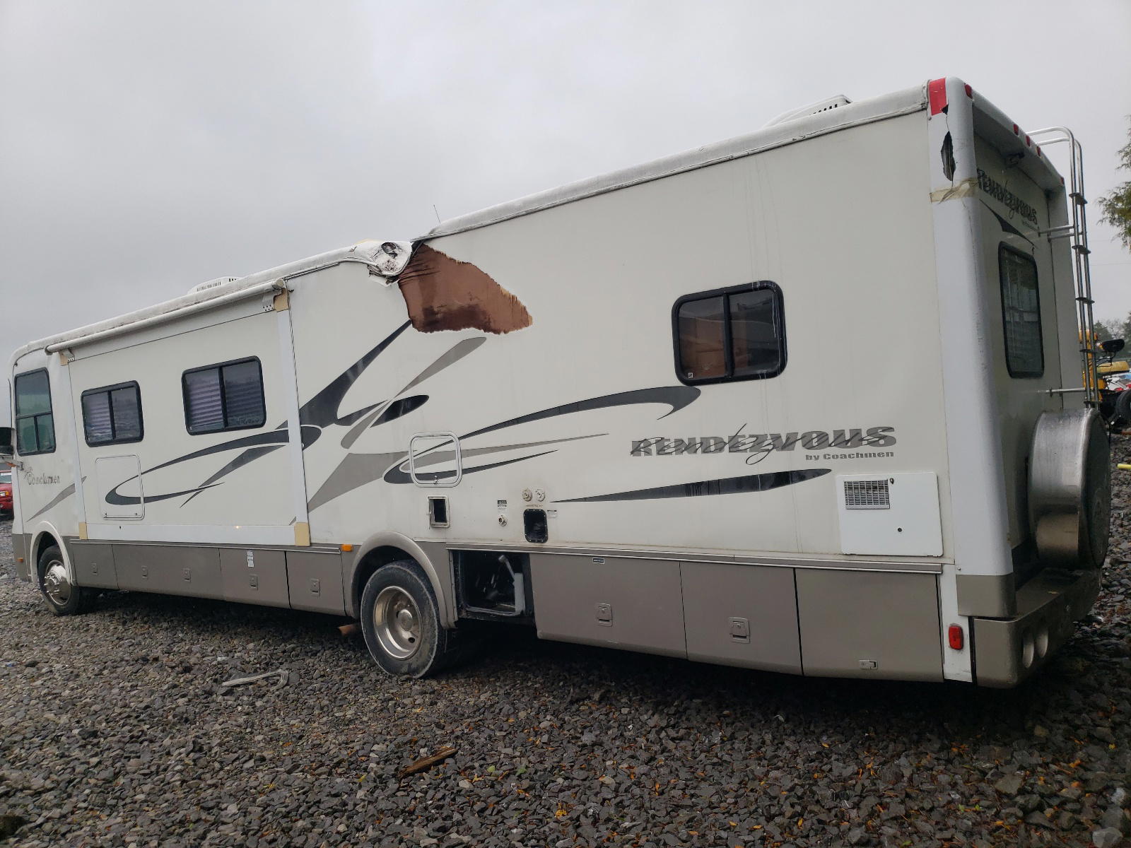 Photo 3 from auction – 2004 COAH TL with VIN 1FCNF53S720A09408