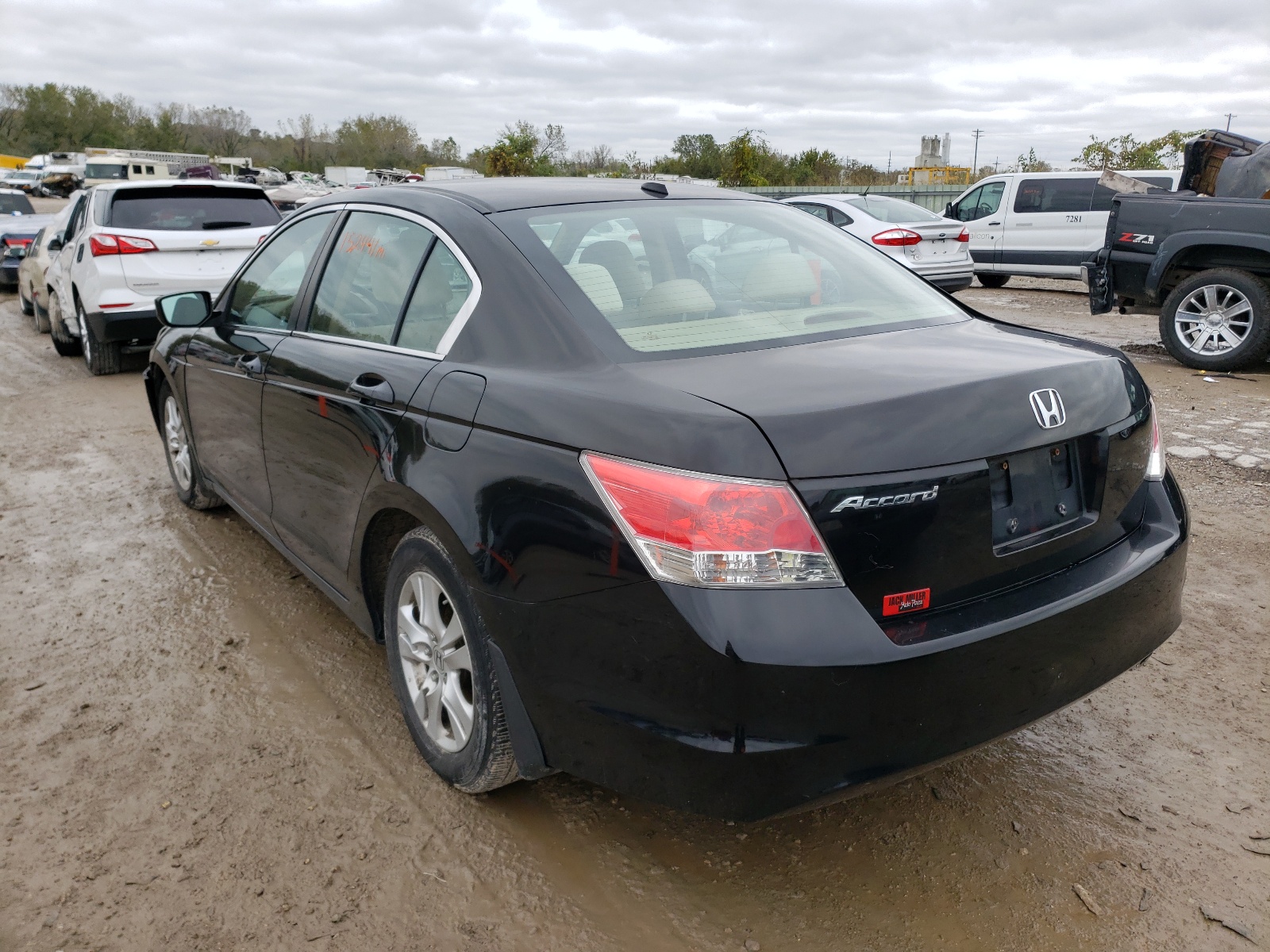 Photo 3 from auction – 2010 HONDA ACCORD LXP with VIN 1HGCP2F45AA136295
