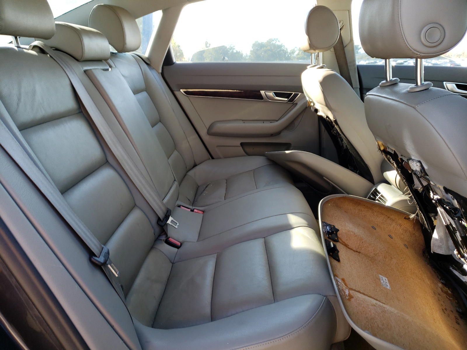 Photo 6 from auction – 2005 AUDI A6 3.2 QUA with VIN WAUDT74F05N044975