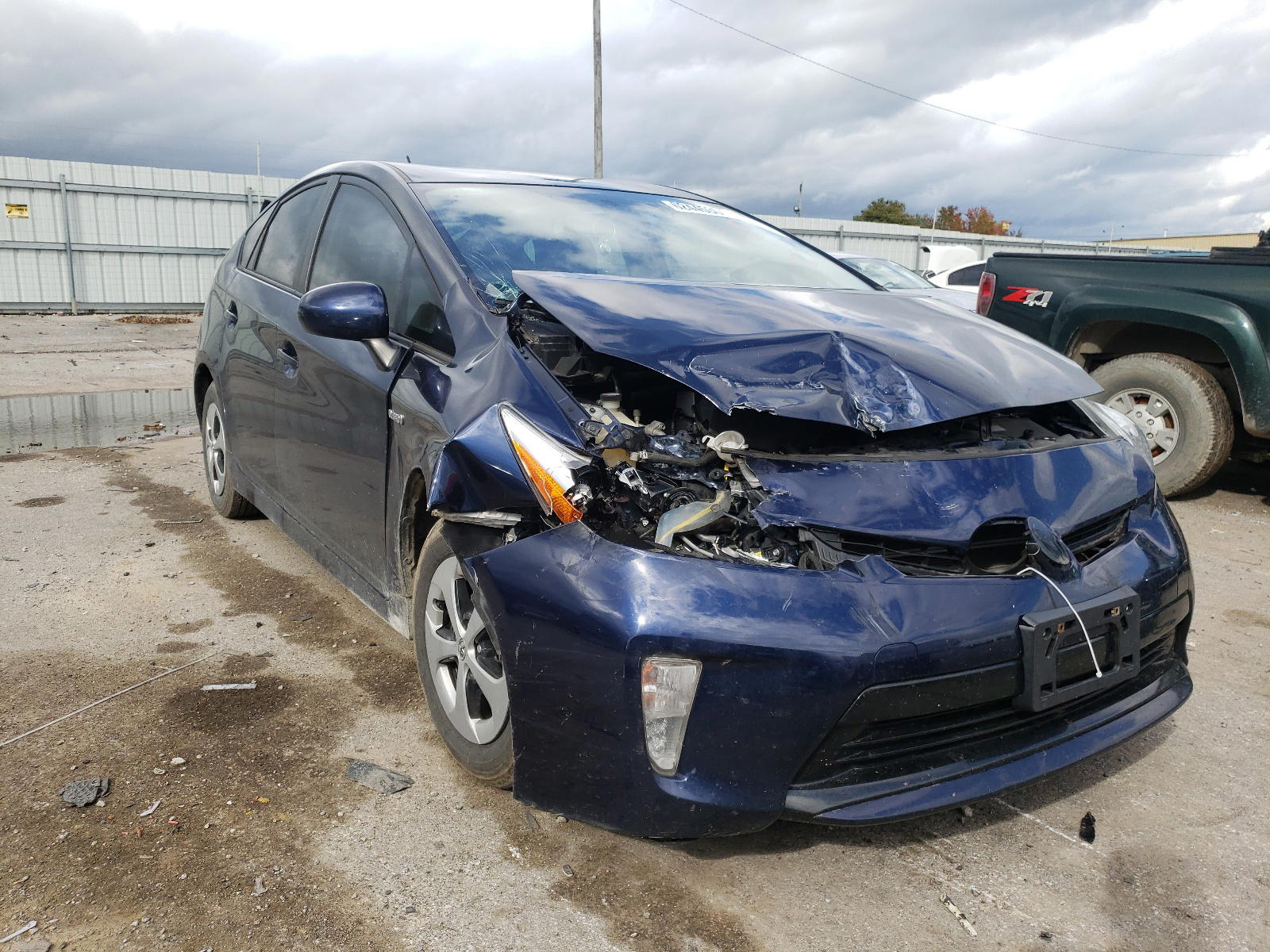 TOYOTA PRIUS 2015 with VIN JTDKN3DU4F0405246 - Photo from auction