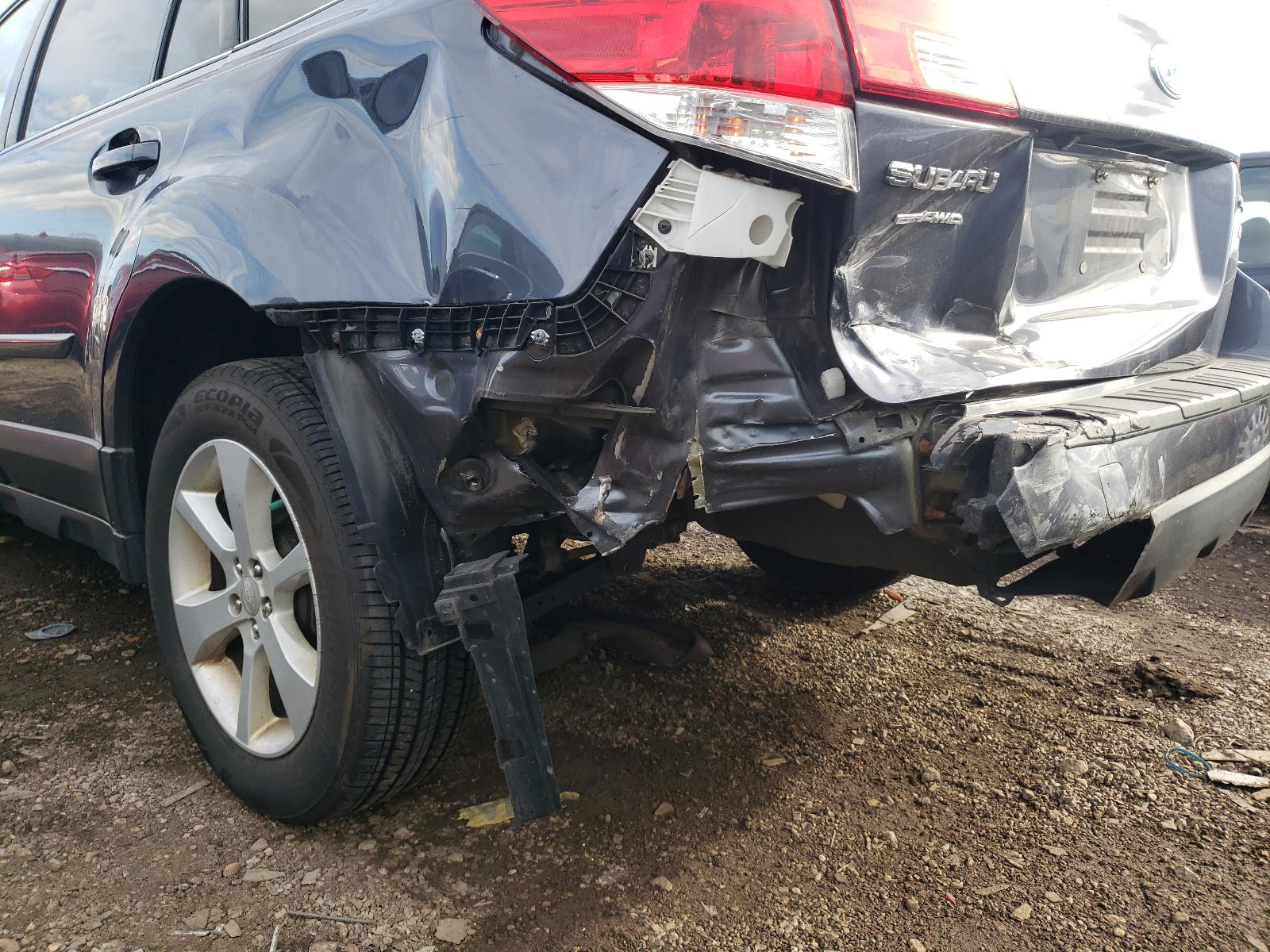 Photo 9 from auction – 2014 SUBARU OUTBACK 2. with VIN 4S4BRBDC5E3200081